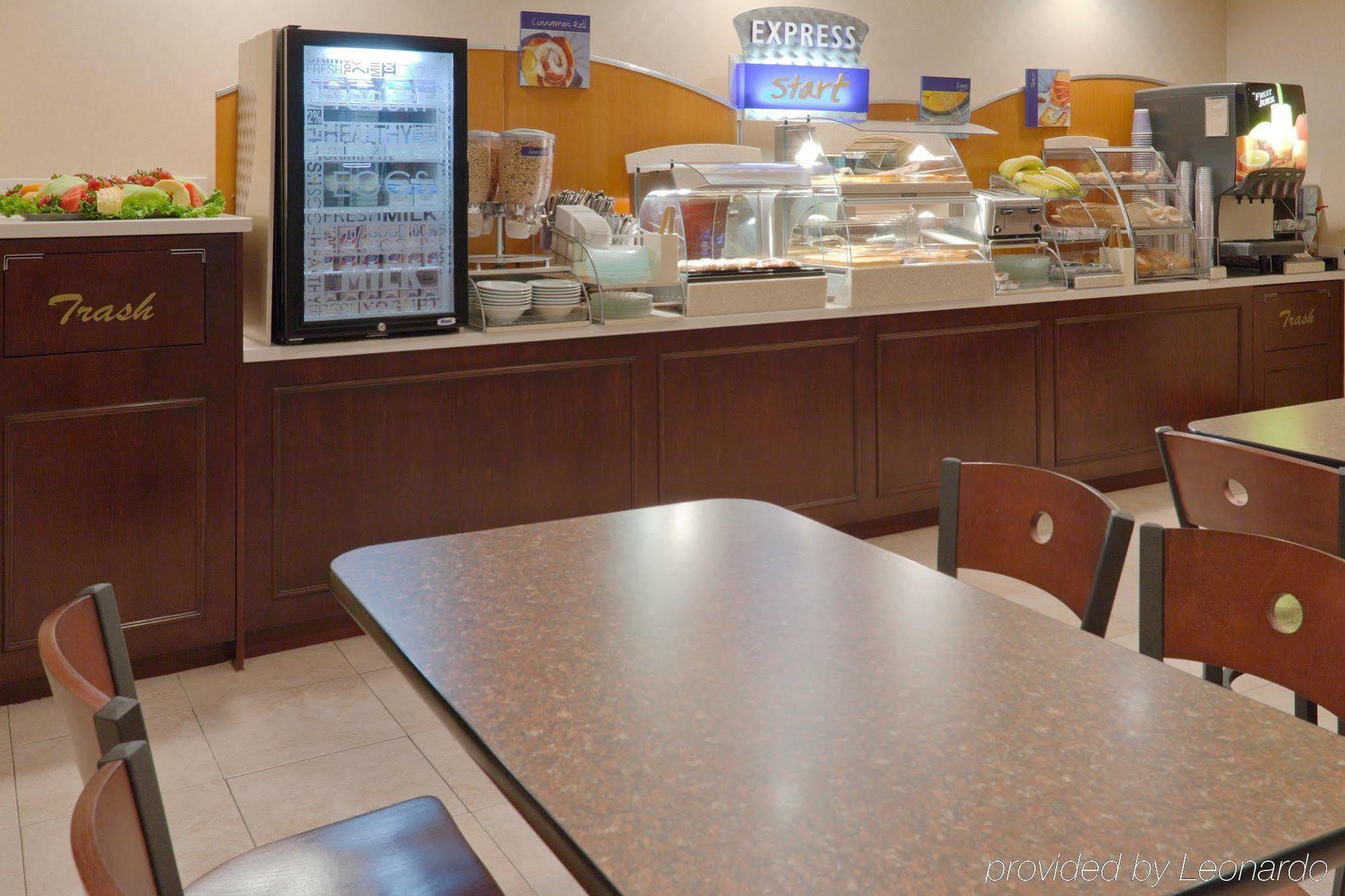 Wingate By Wyndham Mentor Oh Restaurante foto
