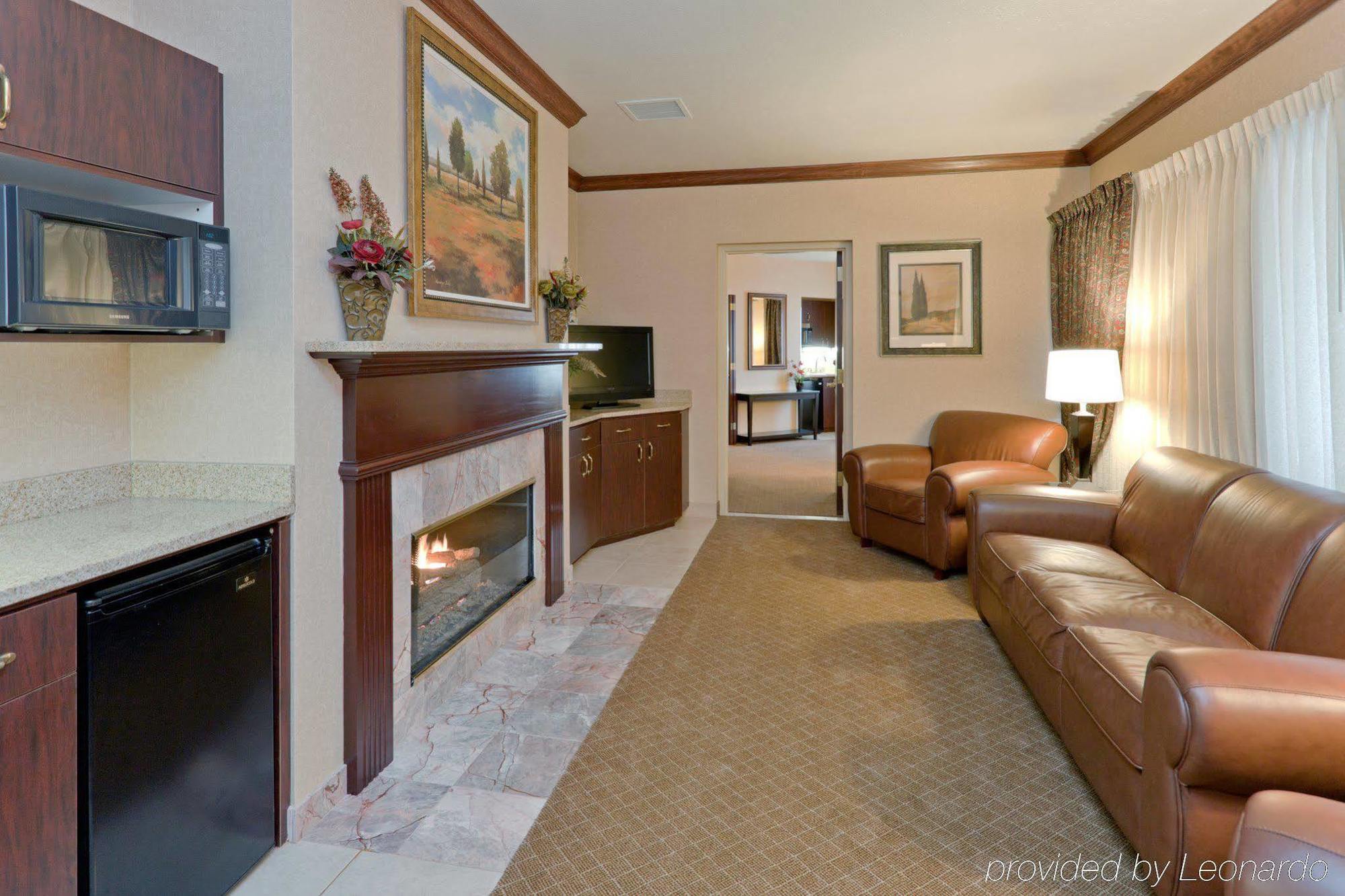 Wingate By Wyndham Mentor Oh Quarto foto